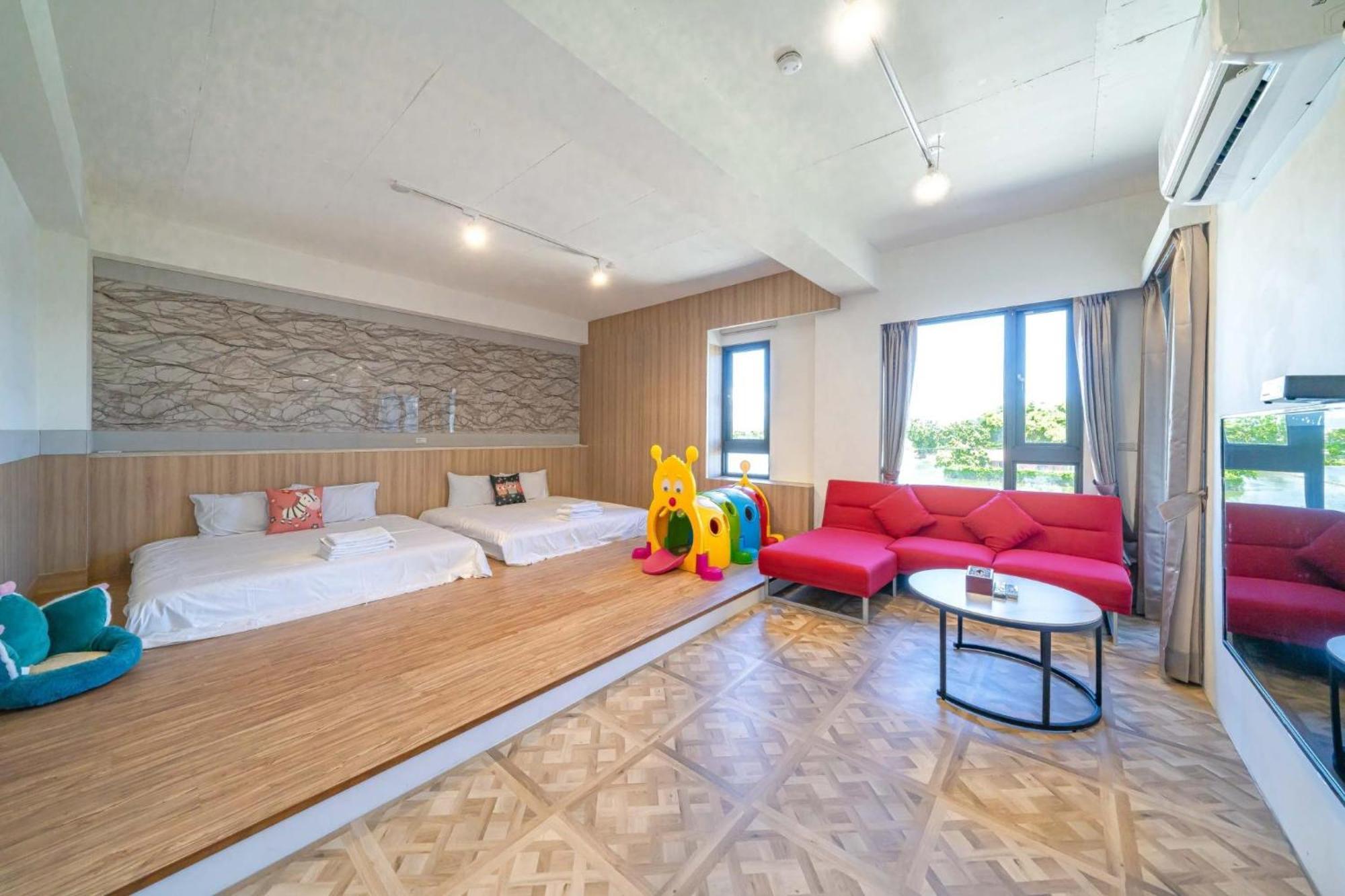 Namek Guesthouse Luodong Exterior photo